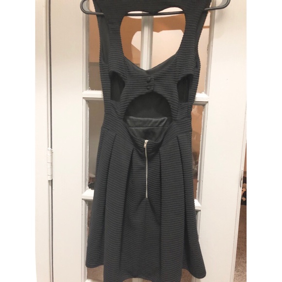 Black Party Dress | Back Cutout | Sz. Small - Picture 2 of 2